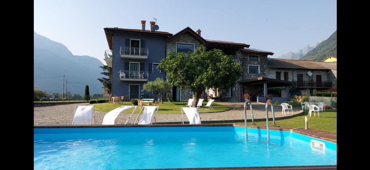 B&B Zia Vivina Sorico Exteriör bild
