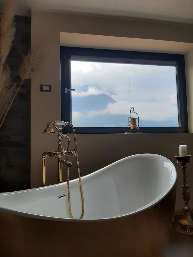 B&B Zia Vivina Sorico Exteriör bild