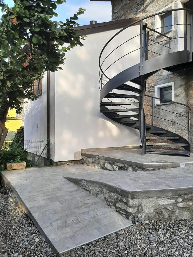 B&B Zia Vivina Sorico Exteriör bild