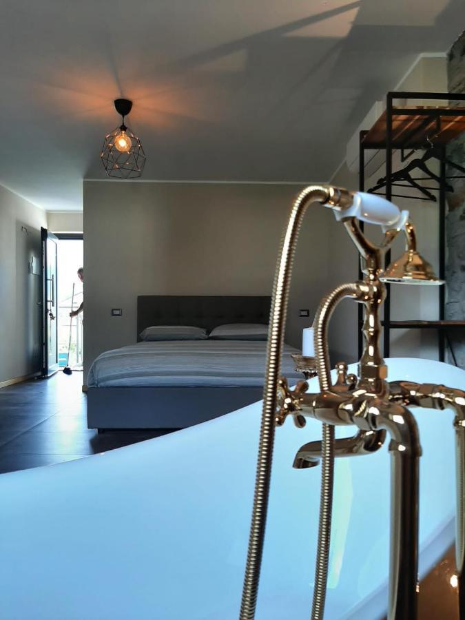 B&B Zia Vivina Sorico Exteriör bild