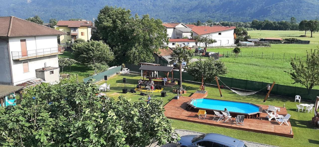 B&B Zia Vivina Sorico Exteriör bild