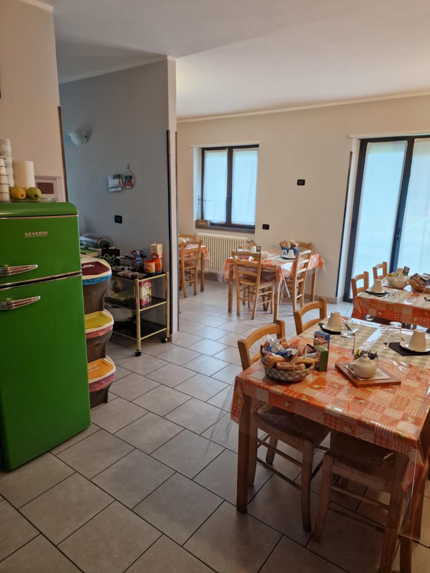 B&B Zia Vivina Sorico Exteriör bild