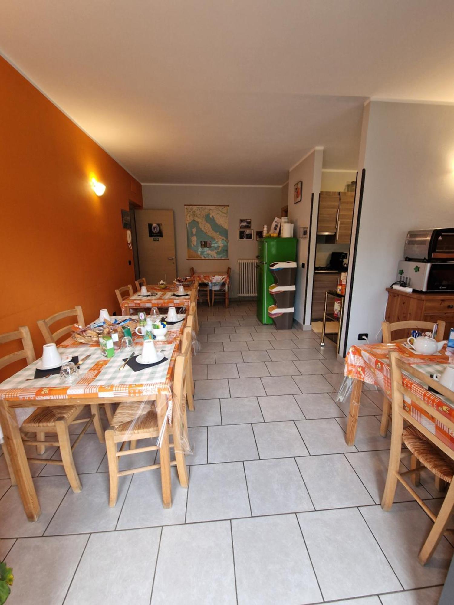 B&B Zia Vivina Sorico Exteriör bild