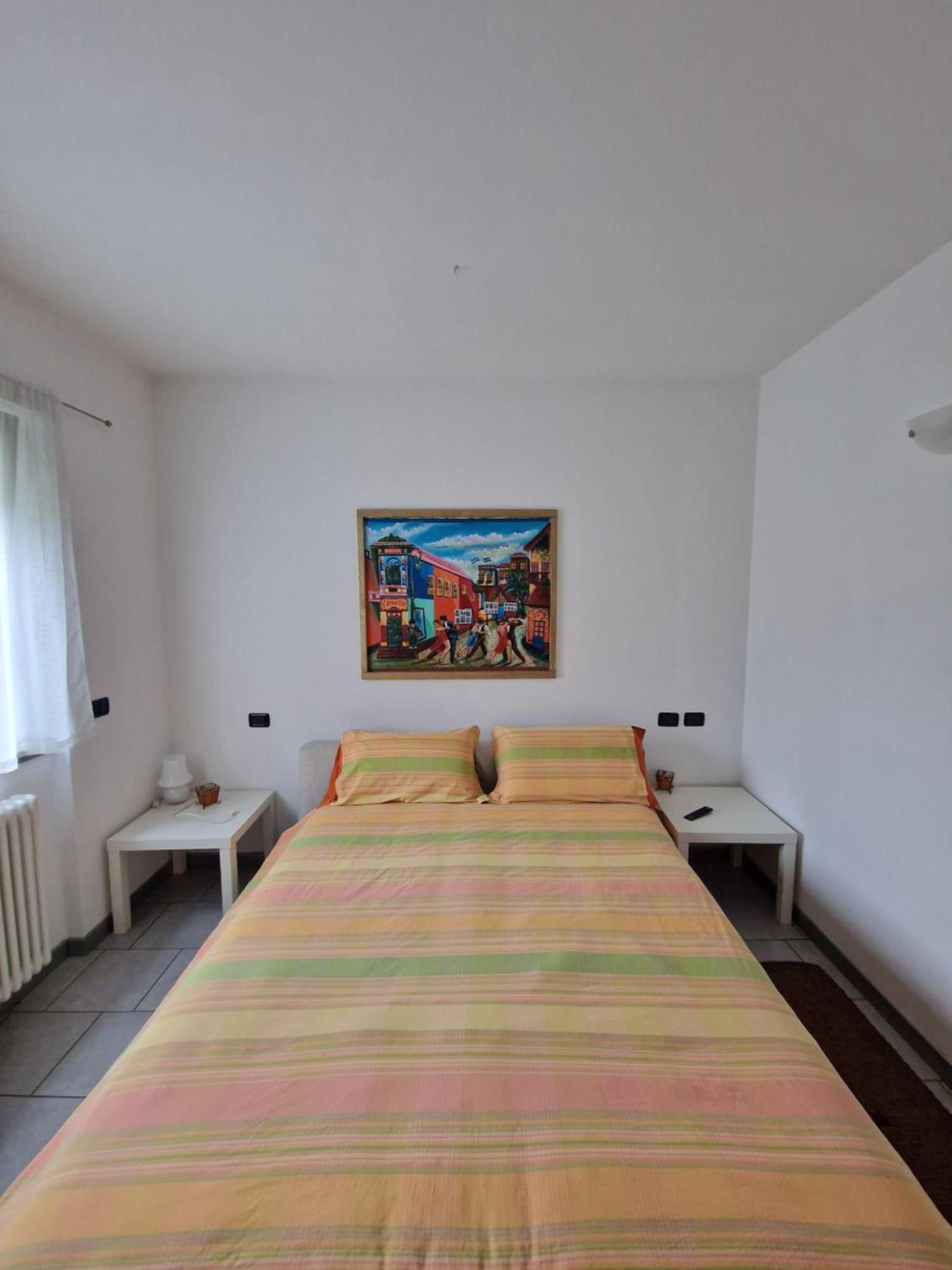 B&B Zia Vivina Sorico Exteriör bild